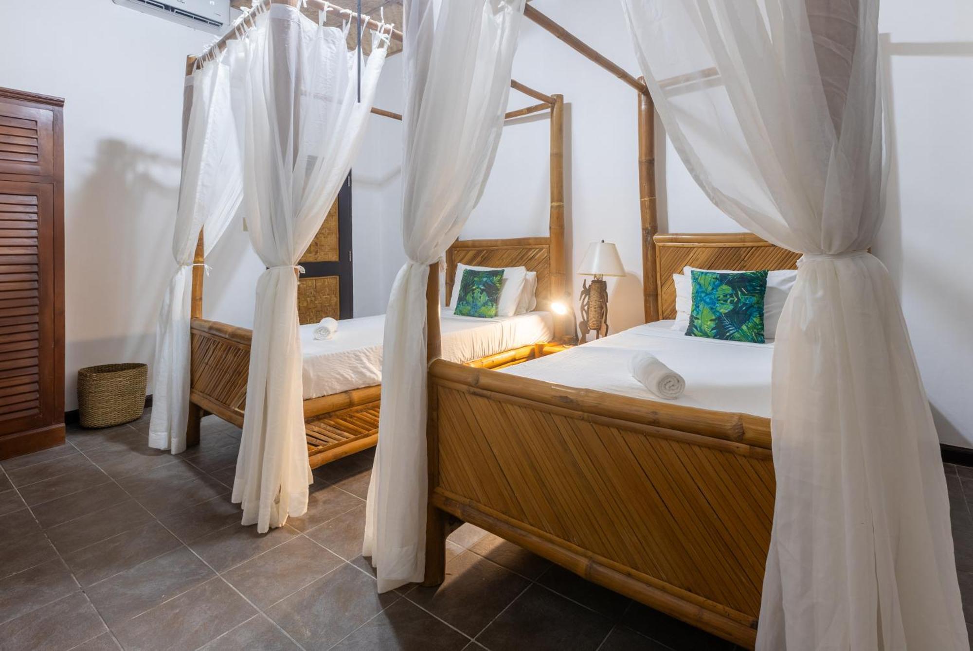 Nabulao Beach Resort Hinoba-an Εξωτερικό φωτογραφία